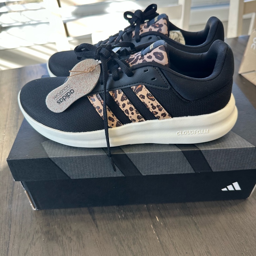 Adidas Lite Racer 4.0 Women’s Size 7